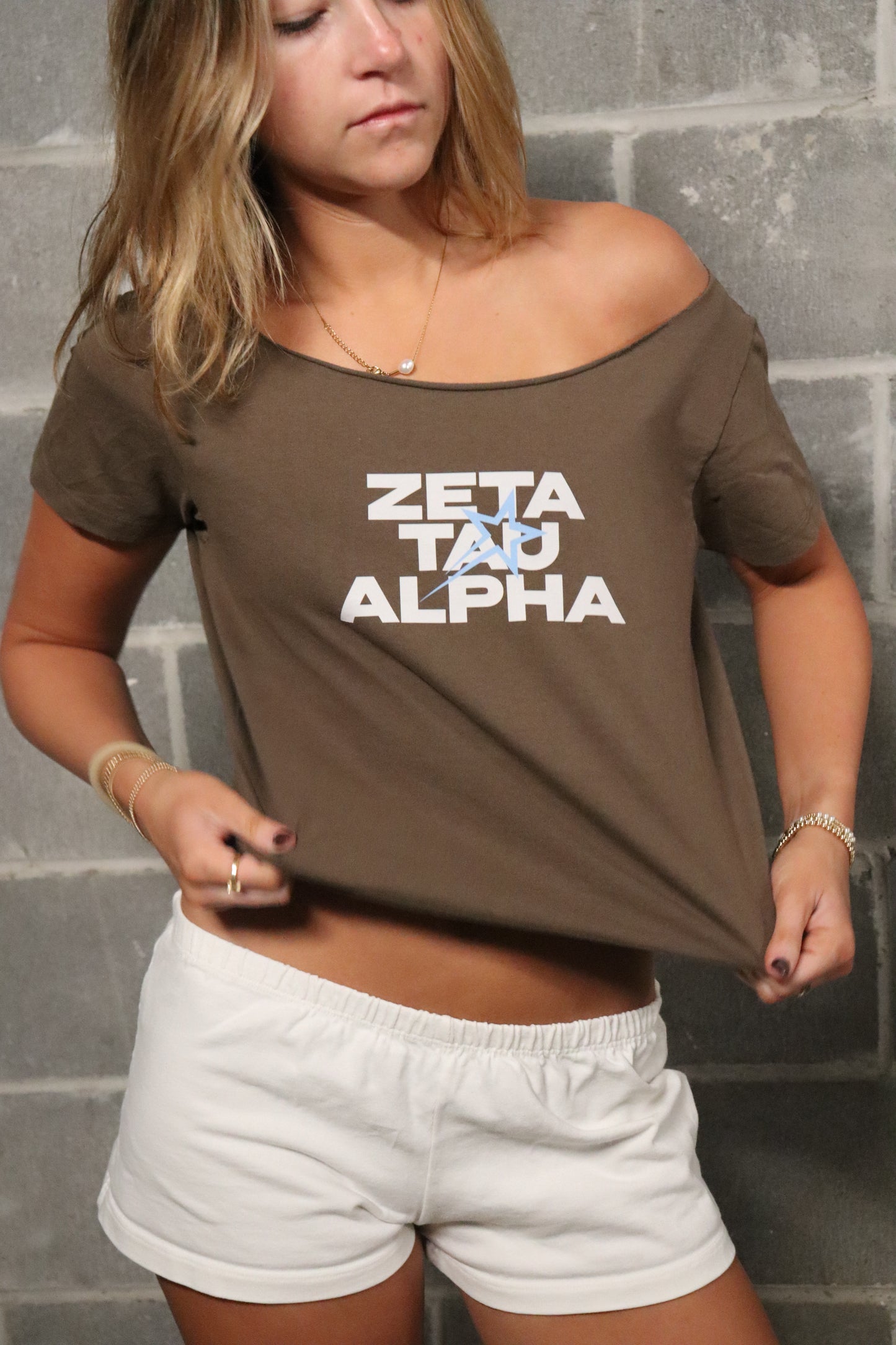 Brandy Melville Robyn Top - Brown and Cream Zeta Star Crop Top