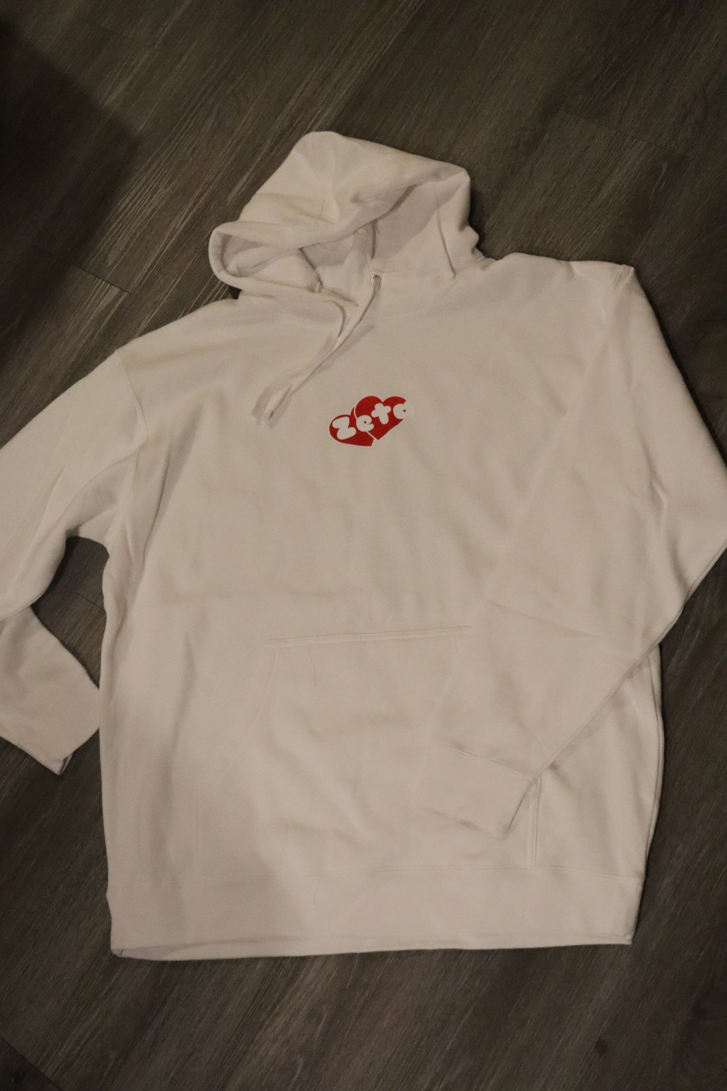 White Zeta Heart Sweatshirt